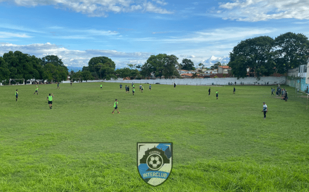 Cancha fútbol grama natural Academia InterClub San Felipe Yaracuy